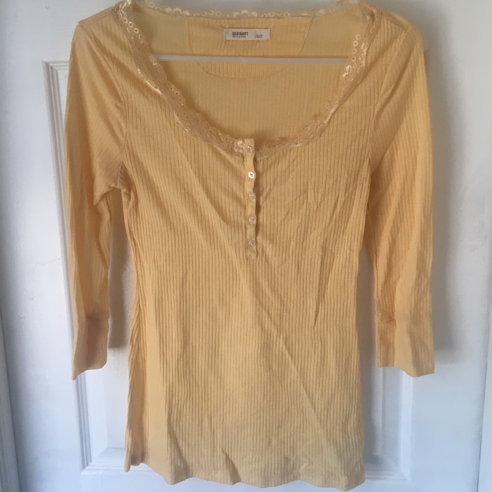 OLD NAVY YELLOW 3/4 sleeve shirt